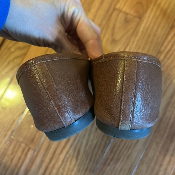 Schutz Brown Leather Arissa Flats 8 - Picture 6 of 10